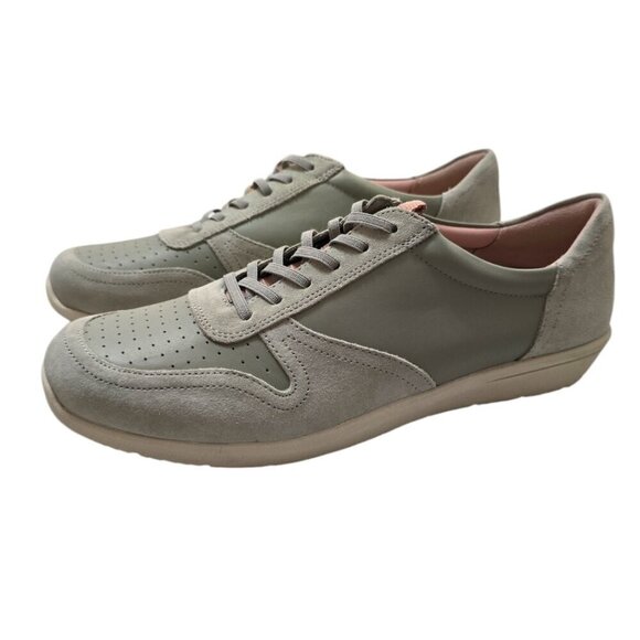 Vionic Karigan Suede Leather Casual Comfort Sneaker in Sage Sz 10 - Picture 1 of 7